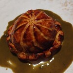 VANKA - 青森県産平目のパイ包焼き