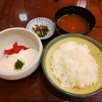 ざくろ TBS店 - ざくろ御膳（まぐろ山かけ、御飯、味噌汁、漬物）