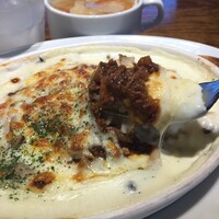 渋谷アチェーゾ - 和牛ボロネーゼとキノコのドリア　1,100円　熱々チーズがとろ〜