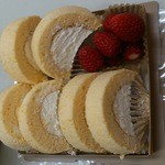リール - ロールケーキお持ち帰りです。