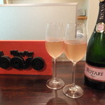 Wine Bar base - シャンパニュー　シャルール　プジョワーズ：1300円