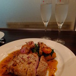 Wine Bar base - 岩手県産　南部高原豚ロースのグリル　粒マスタードのソース：1100円