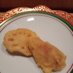 季節料理 竹泉 - 新蓮根と無花果の天ぷら