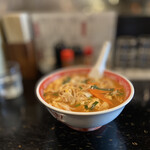 天坊 - サンラータン麺