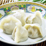 三国志 - 水餃子はもっちもち！三国志の点心はすべて皮から手作りの本格派。だから皮がもちもちです♪