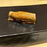 あま木 - 炭火炙り真穴子（対馬列島産）＜蒸し→炙り＞