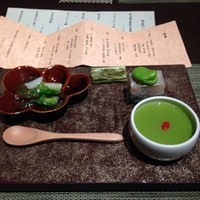 日本料理 海幸 - エクシブ浜名湖の海幸さん。
                  
                  写真画像は、前菜です。
                  いつも、ここは絶品です。