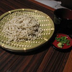 仙 - 北海道産のそば粉を使用した手打ちざるそば