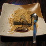 仙 - 五つの黒ハーブを使用したヘルシーで体に優しい健康スイーツの蕎麦豆腐