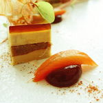 モダンフレンチ 「コラージュ」 - フォアグラ・キューブ　ルバーブの摩訶不思議(＋８００円)