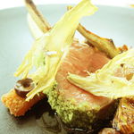 モダンフレンチ 「コラージュ」 - 仔羊の気まぐれ　アーティチョークはバリグールで・・・骨付き肉