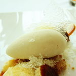 モダンフレンチ 「コラージュ」 - ババ・オ・ラム　バナナとキャラメルでコク深く