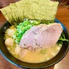 横浜ラーメン 弐七家 白根本店