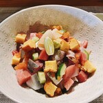 和食人の店 すしカフェ 健 - ちらし寿司
しんこ、いわし、あじ、ぶり、まぐろ、たまご、ちぬ、新いくら♡