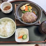 くまもと中央カントリークラブ - 手ごね赤牛ハンバーグ