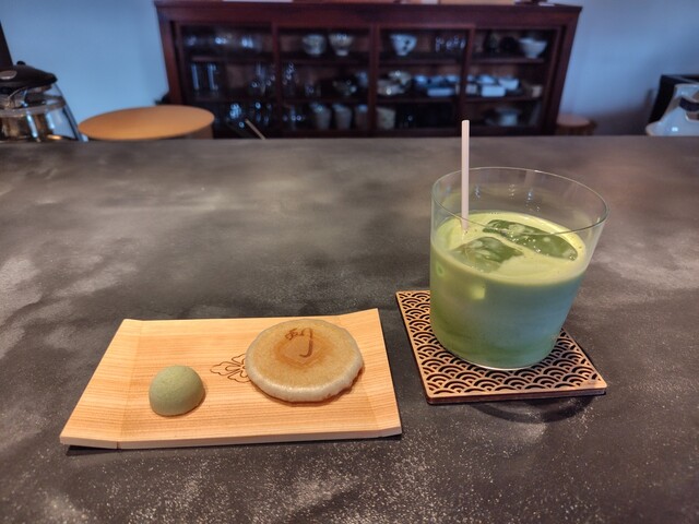 茶道CAFE 青海波（サドウカフェ セイカイハ） - おりはた（カフェ）