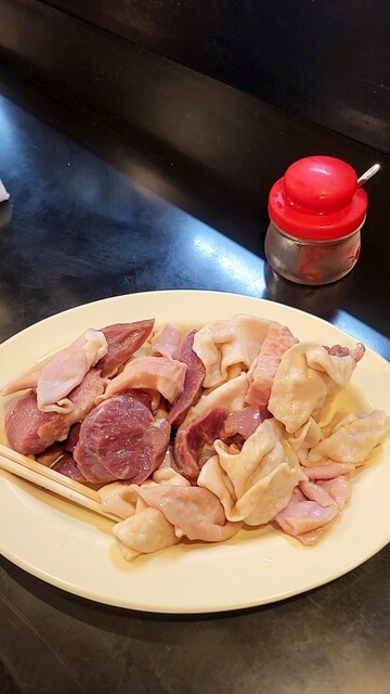 ホルモン焼 とんちゃん - 赤湯（ホルモン）の写真