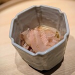 温石 - 長芋の月見素麺　一ミリ程度の細さの山芋素麺。リフトでお見せできたら良かったと後悔。