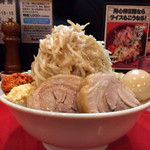 用心棒2階 - 豚玉(中)910円 全部のせ なかなかのボリュームですねー