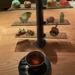 TEA AND BAR - 