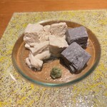 豆腐料理とおばんざい まるたけえびす豆八 京都 先斗町 - 湯葉刺し。白大豆と黒大豆。