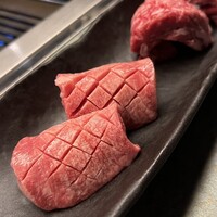 和牛とワイン 焼肉きゅうこん - 