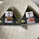 フレッシュ＆ハーフプライス ベーカリー - おにぎり２個購入はおやつ用