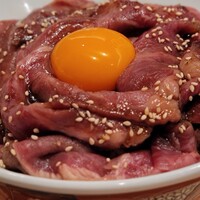 仙台牛のすき焼き丼