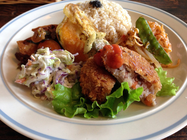 移転 喫茶ひるねこ 旧店名 ひるねこ食堂 茶山 自然食 食べログ