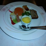 志喜亭 - デザート　グレープフルーツのババロア　カボチャのアイスクリーム　イチジク　　アイスティーは写真取り忘れ