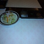 志喜亭 - サラダとスーテキソース