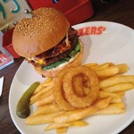 ブラザーズ 人形町本店 - ロットバーガー