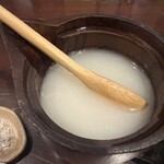 green glass - 濃いほう。混ぜる匙が付いているのは素晴らしい。