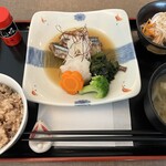 ヘルシー館 - さんま生姜煮定食（¥1,250）