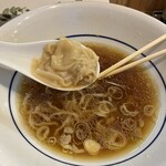 白河手打中華そば こすが - トロトロジューシーなワンタン