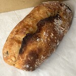 人舟 - 紫蘇茗荷パンチェッタ 380円／小麦、酵母、米粉、パンチェッタ、みょうが、紫蘇、蜂蜜、塩、七味