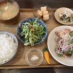 ちょい呑み食堂tutini - 