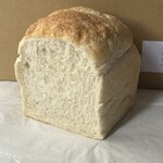 人舟 - 梨酵母食パン 360円／小麦、酵母、はちみつ、バター、塩