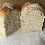 人舟 - 食パン 580円　断面