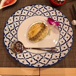 上海湯包小館 - 鮑のグラタン風。