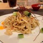 上海湯包小館 - 思ったよりも優しい味わいに、コース料理の最後を意識した心遣いを感じた。