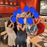 上海湯包小館 - 最後に私達の家族の集合写真を撮ってもらった。一生の宝物だ。