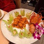 上海湯包小館 - 伊勢海老の料理も。