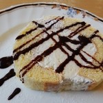 カフェレストアリス - 生ロールケーキ