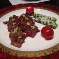 しゃぶしゃぶ・日本料理 木曽路 銀座５丁目店 - 牛のたたき
