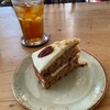 Northfields - キャロットケーキとデカフェルイボスティー