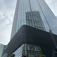 ザ タヴァン グリル＆ラウンジ - 