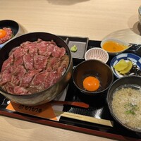 炭火和牛焼肉もうもう亭 広小路店 - 