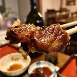 川庄 - 「鰻重」の一切れのアップ…