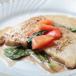 ラ クッチーナ ビバーチェ - かじきまぐろマリナーラソース